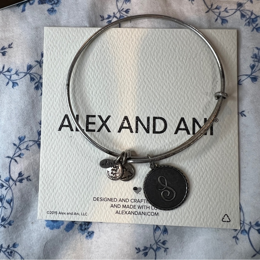 Alex and Ani Silver-Tone “S” Initial Expandable Bangle Bracelet ✨